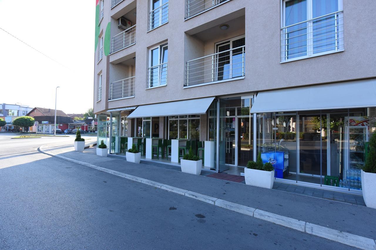 Aparthotel Park Brčko Esterno foto