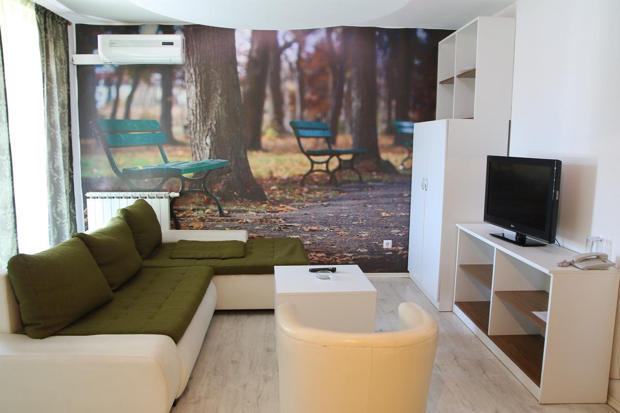 Aparthotel Park Brčko Esterno foto